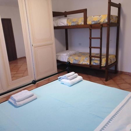 Casa In Via Sala, 39 Villa Бетона Екстериор снимка