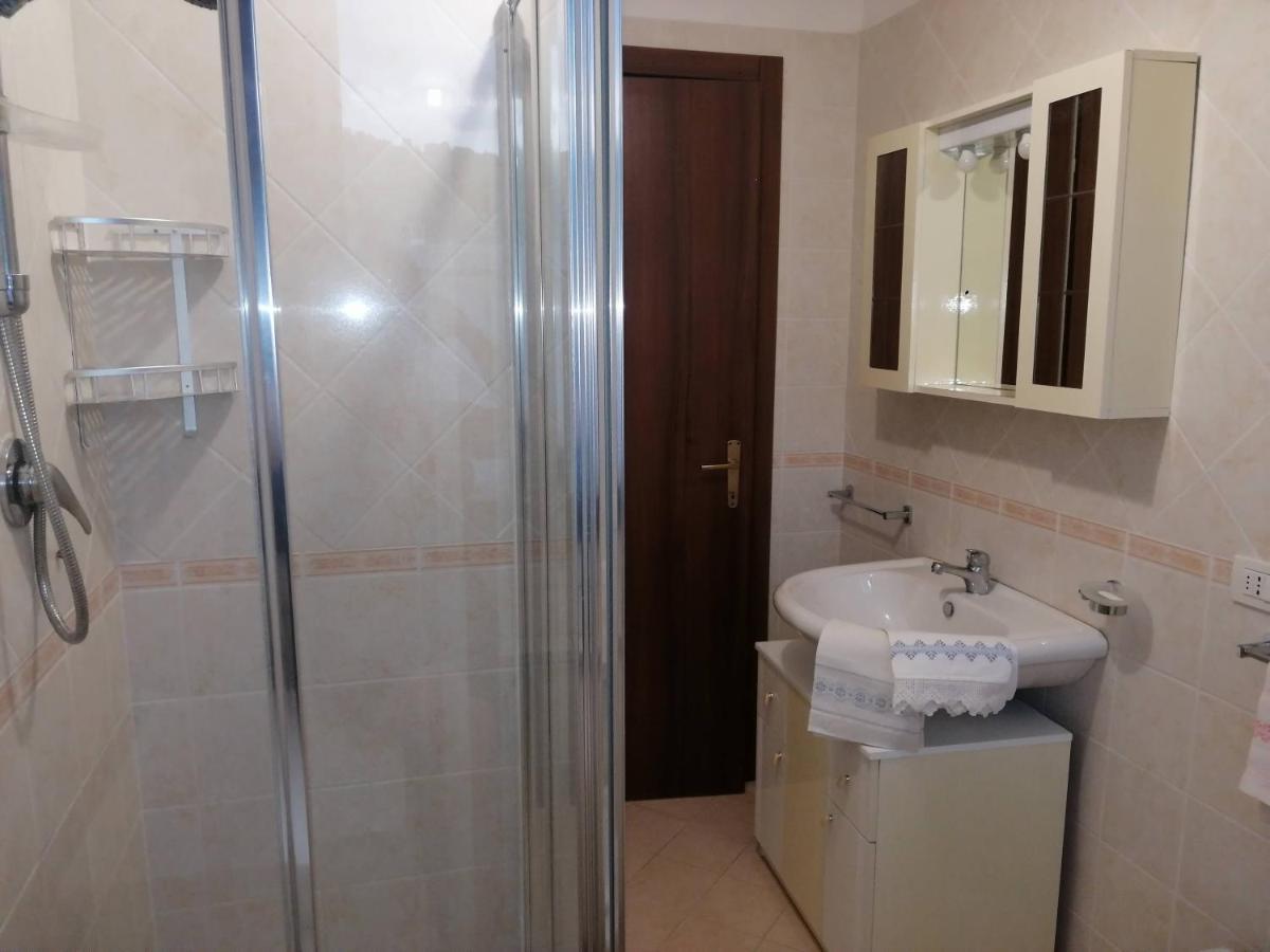 Casa In Via Sala, 39 Villa Бетона Екстериор снимка