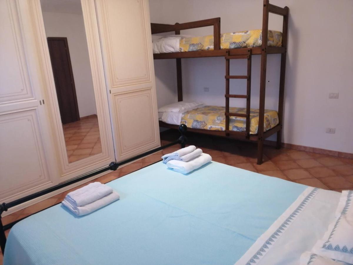 Casa In Via Sala, 39 Villa Бетона Екстериор снимка