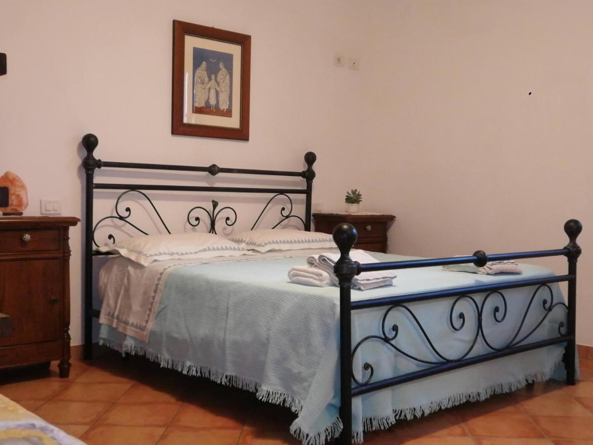 Casa In Via Sala, 39 Villa Бетона Екстериор снимка